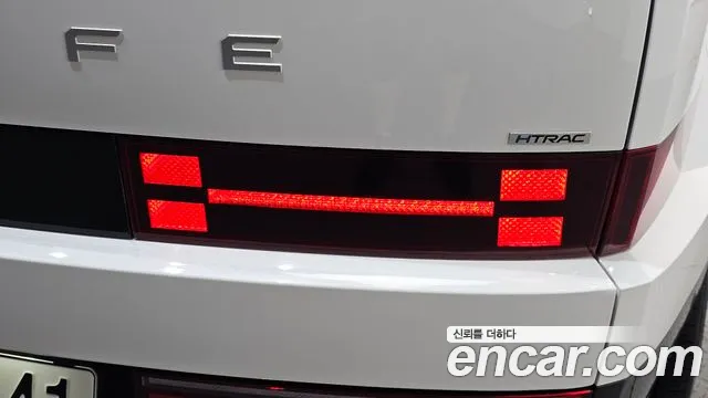 Hyundai Santafe — Фото автомобиля 16