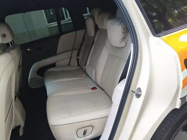 Li Auto i6 — Фото автомобиля 16