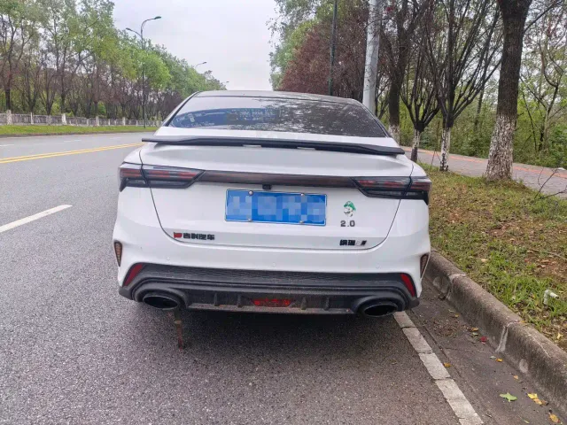 Geely Binrui — Фото автомобиля 9