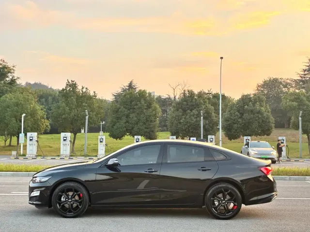 Chevrolet Malibu XL — Фото автомобиля 7