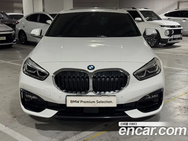 BMW 1 Series F40 — Фото автомобиля 3