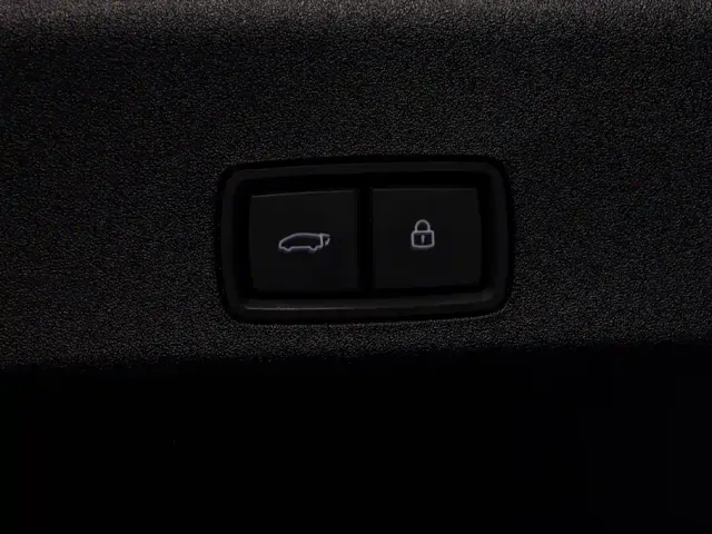 Li Auto MEGA — Фото автомобиля 8