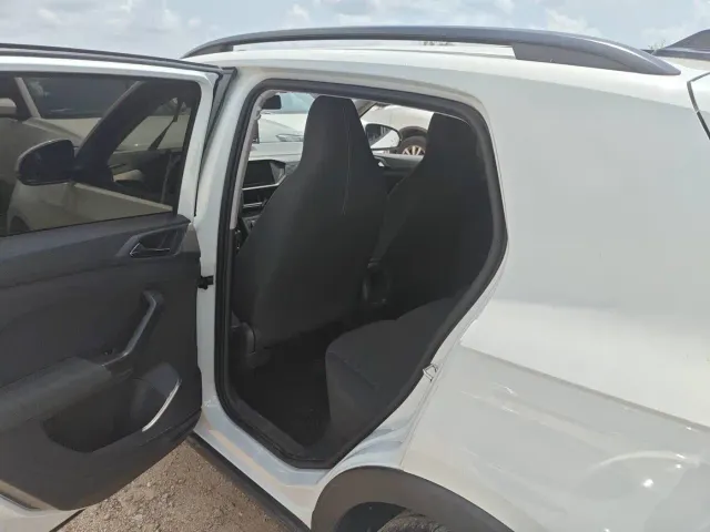 Volkswagen T-Cross — Фото автомобиля 6