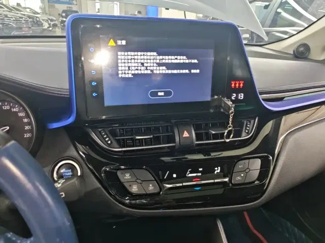 Toyota Toyota C-HR 2021 2.0L Comfort Edition — Фото автомобиля 12