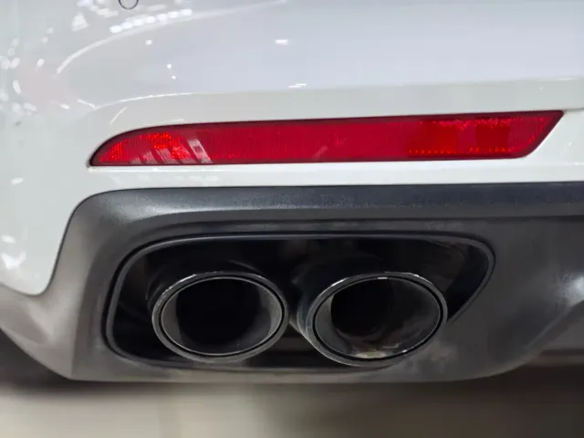 Porsche Panamera — Фото автомобиля 18