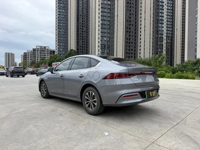 BYD Qin PLUS — Фото автомобиля 9