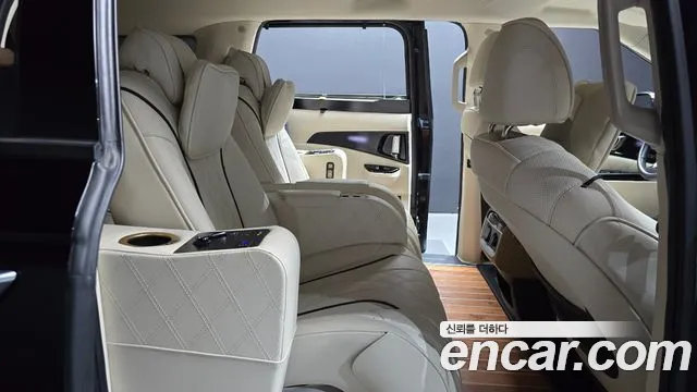 Kia Carnival 4th Gen — Фото автомобиля 17