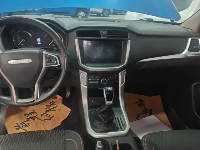 Maxus T70 — Фото автомобиля 12