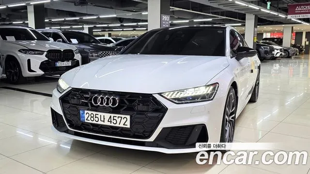 Audi A7 4K — Фото автомобиля 2