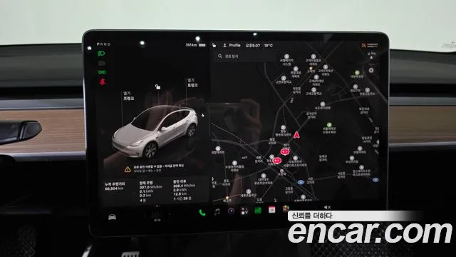 Tesla Model Y — Фото автомобиля 18