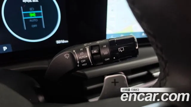 Hyundai Santafe Santa Fe (MX5) Бензин 2.5T 2WD — Фото автомобиля 28