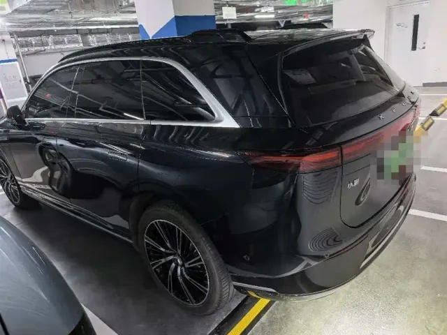 Xpeng G9 — Фото автомобиля 3
