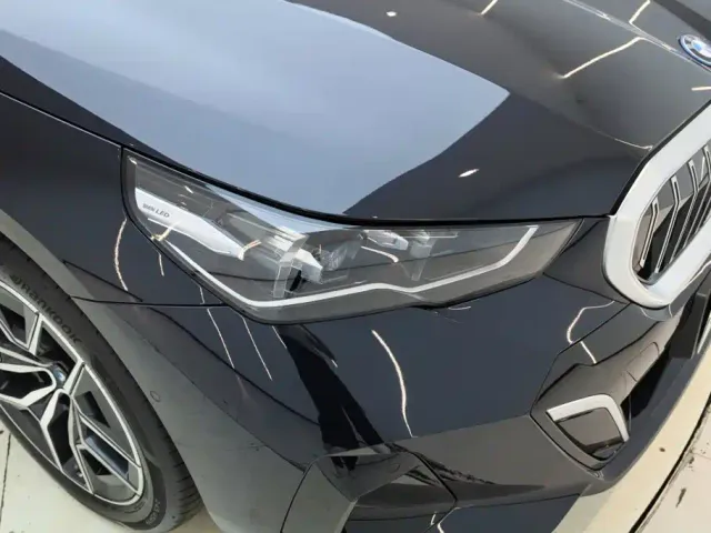 BMW BMW i5 2024 eDrive 35L M Sport Package — Фото автомобиля 12