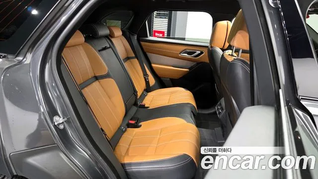 Land Rover Range Rover Velar Range Rover Velar 3.0 P400 R-Dynamic HSE — Фото автомобиля 12
