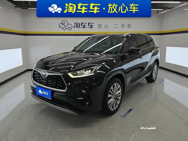 Фотография автомобиля — Toyota Highlander