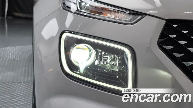 Hyundai Venue — Фото автомобиля 22