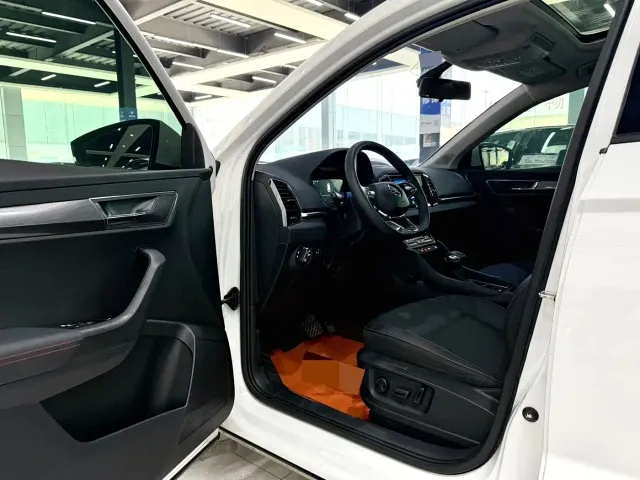 Skoda Karoq — Фото автомобиля 4