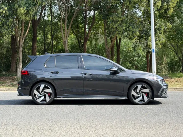 Volkswagen Golf GTI — Фото автомобиля 6