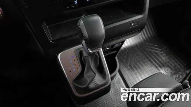 Hyundai Staria — Фото автомобиля 12