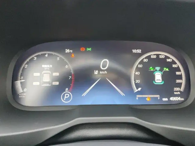 Toyota RAV4 — Фото автомобиля 14