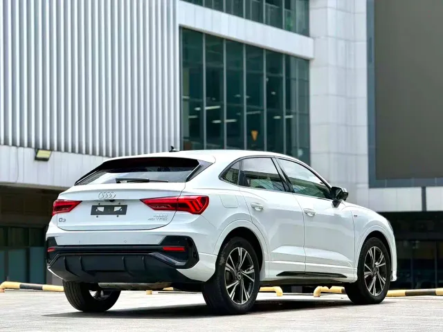 Audi Q3 Sportback — Фото автомобиля 9