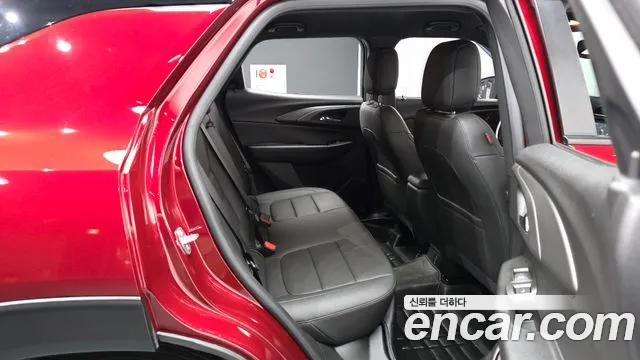 Chevrolet Trailblazer — Фото автомобиля 12