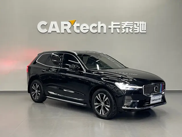 Volvo XC60 — Фото автомобиля 3