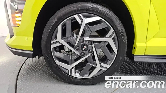 Hyundai Kona SX2 — Фото автомобиля 5