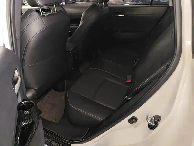 Toyota Frontlander — Фото автомобиля 16