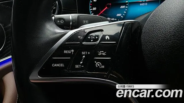 Mercedes-Benz E-Class — Фото автомобиля 16