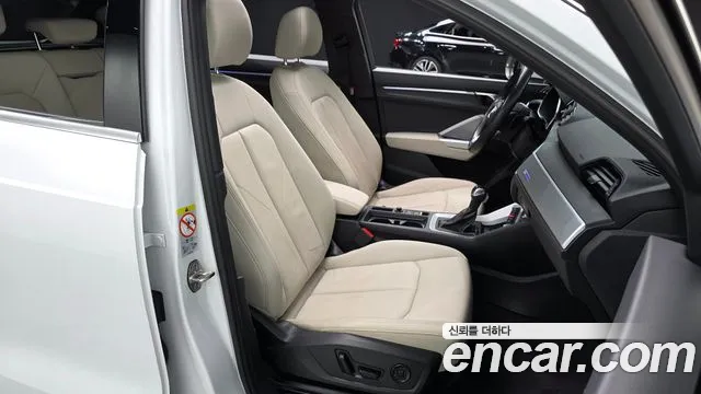 Audi Q3 35 TDI Premium — Фото автомобиля 11