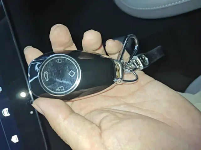 Leapmotor T03 — Фото автомобиля 8