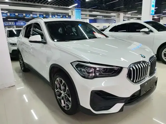 BMW X1 — Фото автомобиля 3