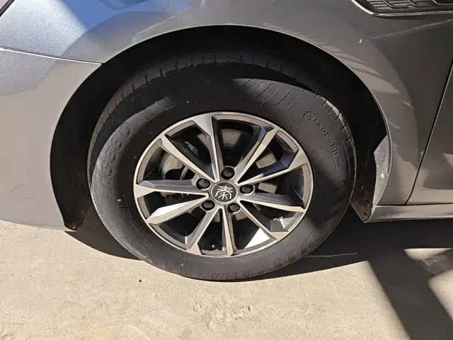 BYD Qin PLUS — Фото автомобиля 22