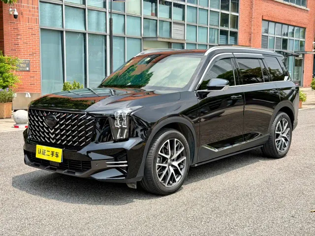 Фотография автомобиля — GAC Trumpchi GS8