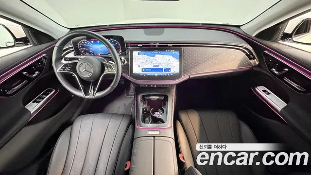 Mercedes-Benz E-Class — Фото автомобиля 7