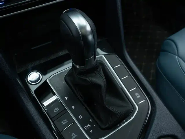 Volkswagen Tharu — Фото автомобиля 13