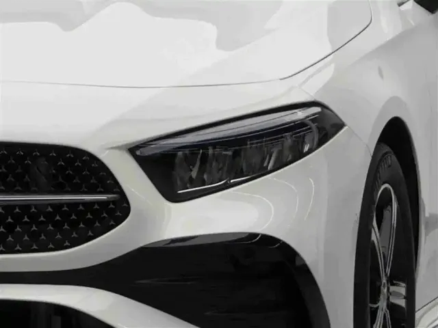 Mercedes-Benz A-Class — Фото автомобиля 3