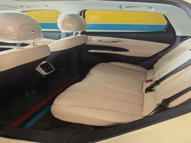 Chery Fengyun T7 — Фото автомобиля 9