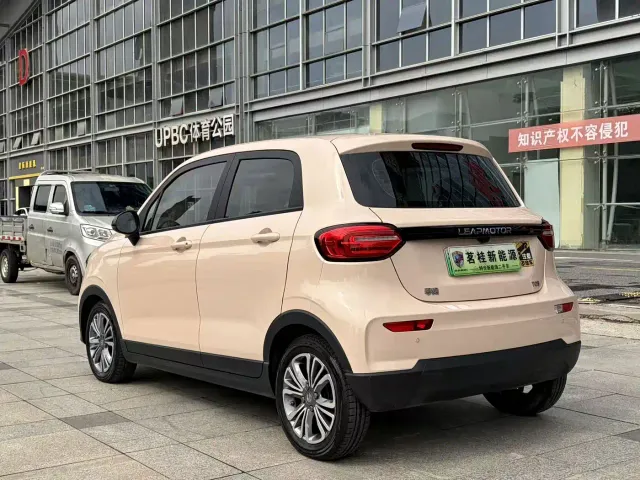 Leapmotor T03 — Фото автомобиля 7