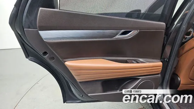 Genesis G80 Бензин 2.5 турбо AWD — Фото автомобиля 22