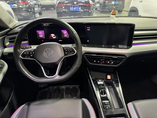 Volkswagen Lamando — Фото автомобиля 6