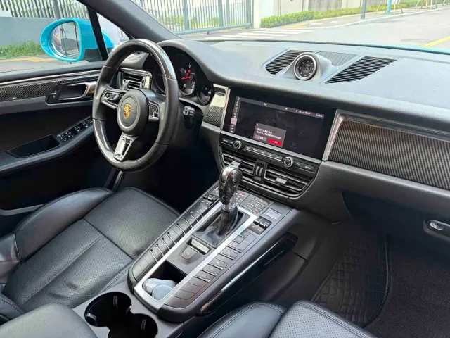 Porsche Macan — Фото автомобиля 14