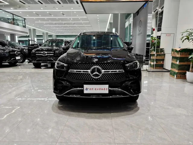 Mercedes-Benz GLE-Class — Фото автомобиля 2