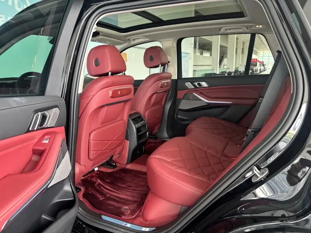 BMW X5 — Фото автомобиля 14