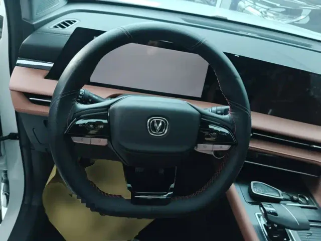 Changan CS75 Plus — Фото автомобиля 10