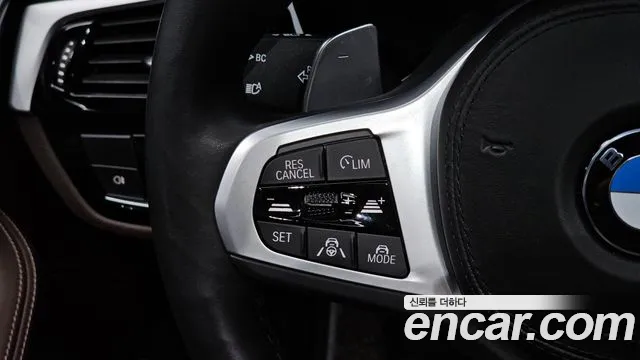 BMW 5 Series G30 — Фото автомобиля 24