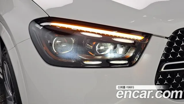 Mercedes-Benz GLE-Class — Фото автомобиля 20