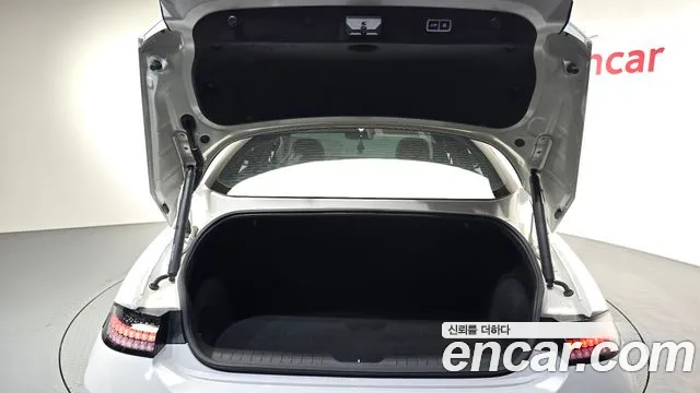 Hyundai Ioniq 6 — Фото автомобиля 26