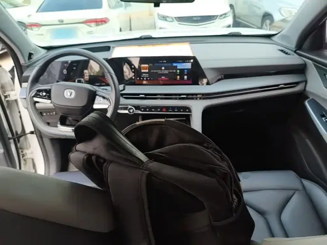 Changan CS75 Plus — Фото автомобиля 9